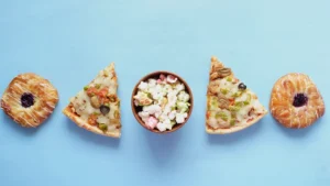 Intermittent-Fasting-showing-balanced-and-unhealthy-food-choices