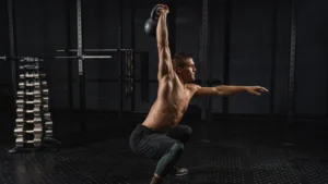 Kettlebell-Exercises-with-overhead-squat